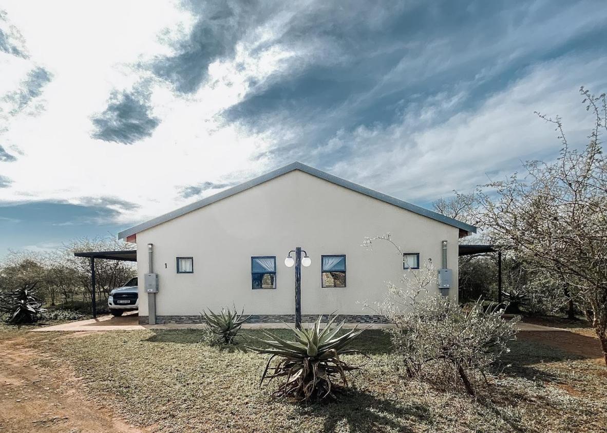Umkhaya Lodge Mkuze Exterior photo